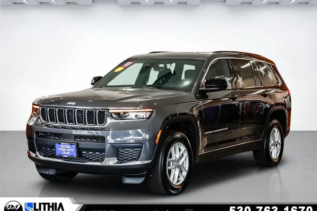 2025 Jeep Grand Cherokee Laredo X photo 1