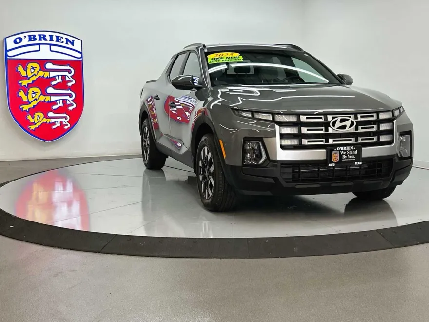 2025 Hyundai Santa Cruz SEL Activity photo 1