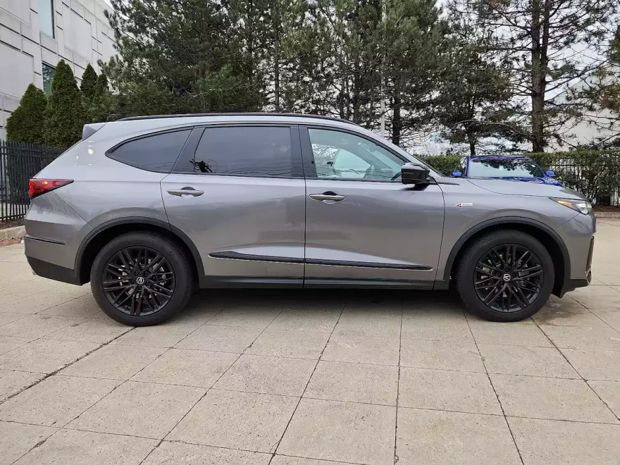2025 Acura MDX A-Spec Advance photo 7