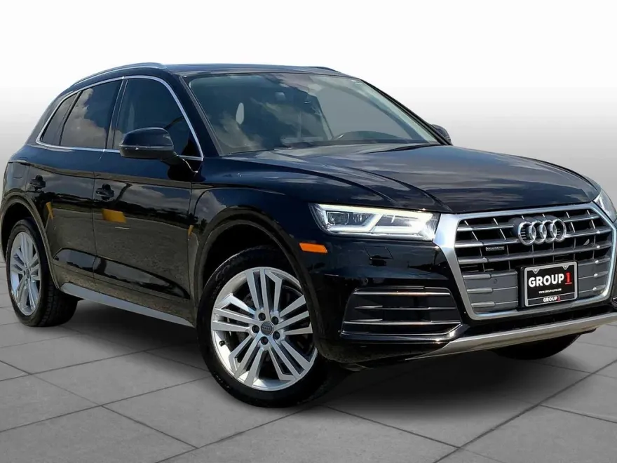 2019 Audi Q5 Premium Plus photo 1
