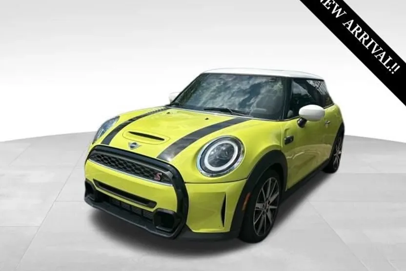 2023 Mini Cooper Hardtop S photo 1