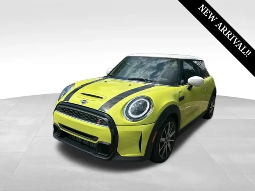 2023 Mini Cooper Hardtop S photo 1