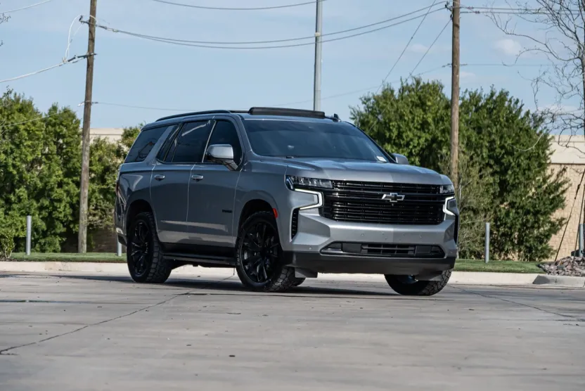 2023 Chevrolet Tahoe RST photo 1