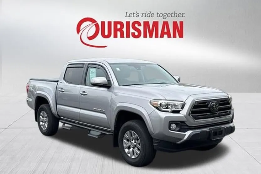 2018 Toyota Tacoma SR5 V6 photo 1