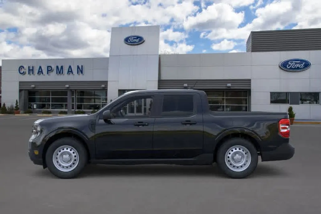 2025 Ford Maverick XL photo 1