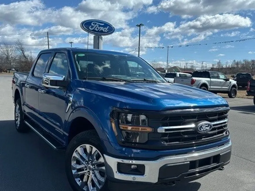 2025 Ford F-150 XLT photo 1