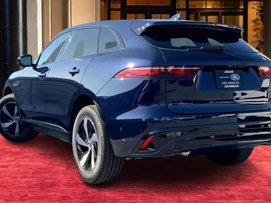 2026 Jaguar F-PACE P250 R-Dynamic S photo 1