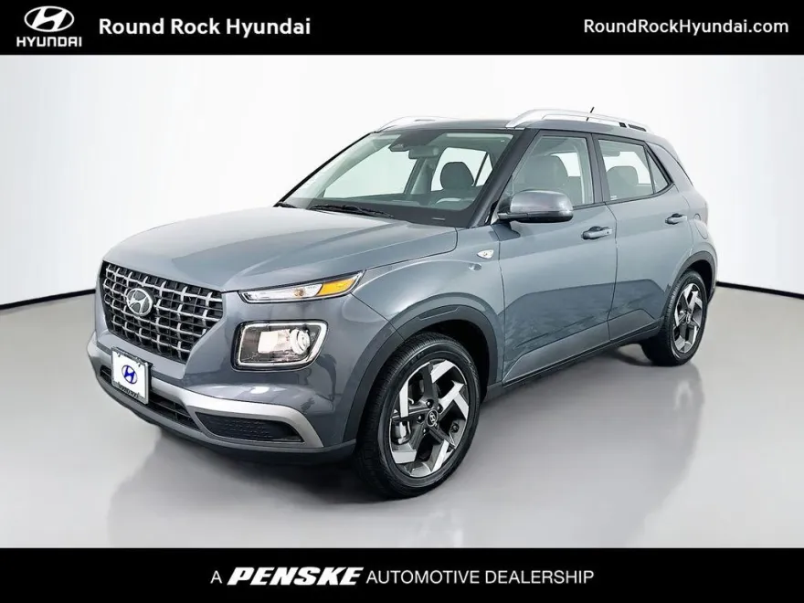 2025 Hyundai Venue SEL photo 1