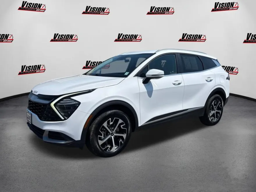 2024 Kia Sportage EX photo 1