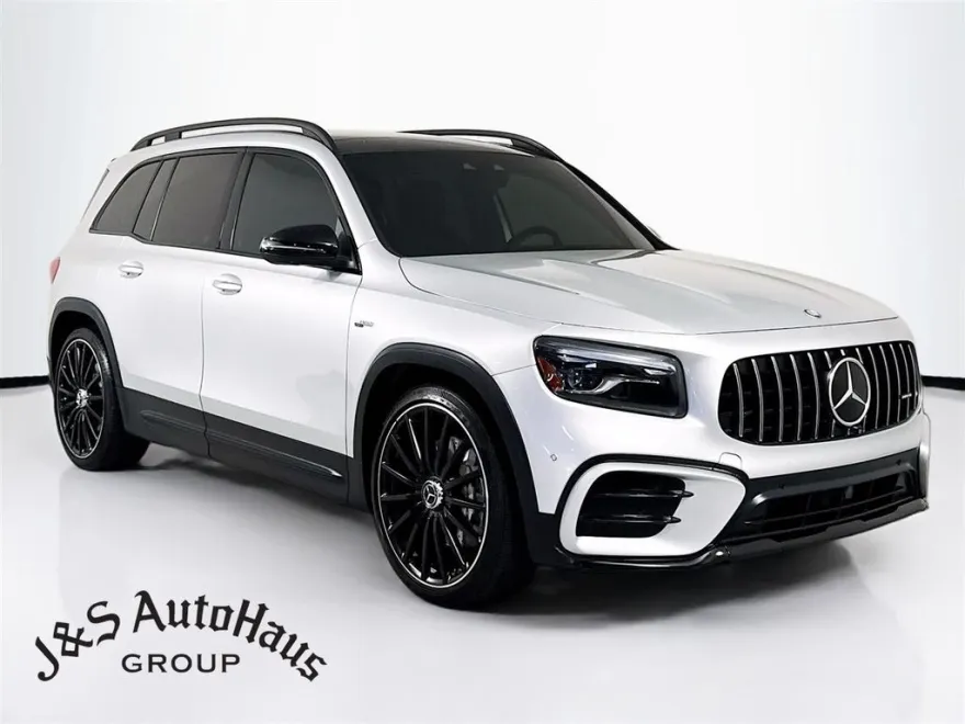 2024 Mercedes Benz GLB 35 AMG 4MATIC photo 1