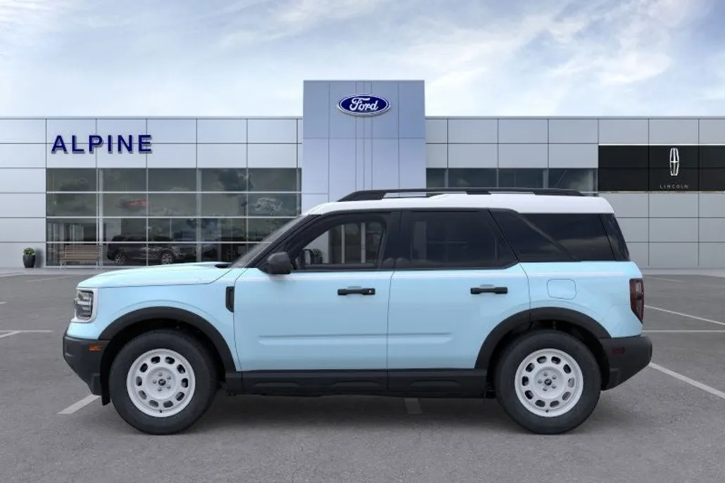 2025 Ford Bronco Sport Heritage photo 1