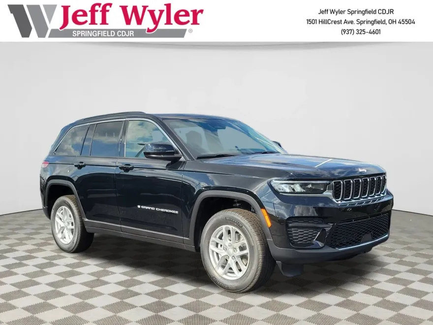2025 Jeep Grand Cherokee Laredo photo 1