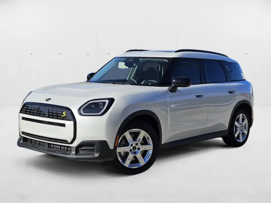 2025 Mini Countryman SE ALL4 Signature photo 1