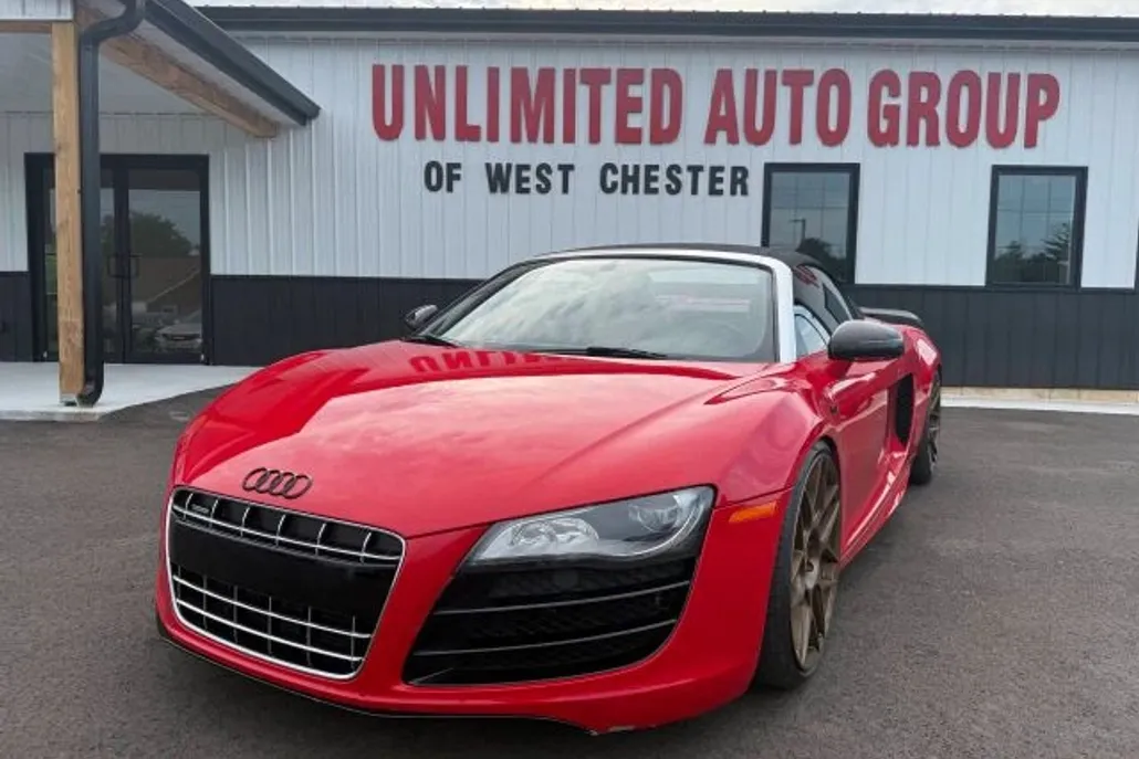 2012 Audi R8 5.2 Quattro Spyder photo 1