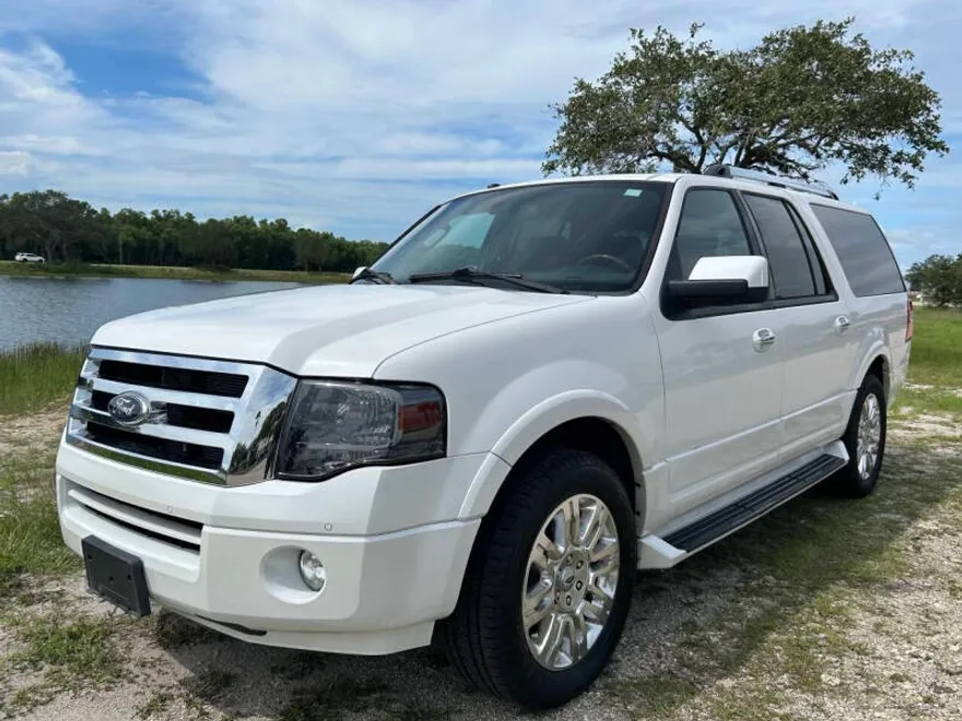2013 Ford Expedition EL Limited photo 1