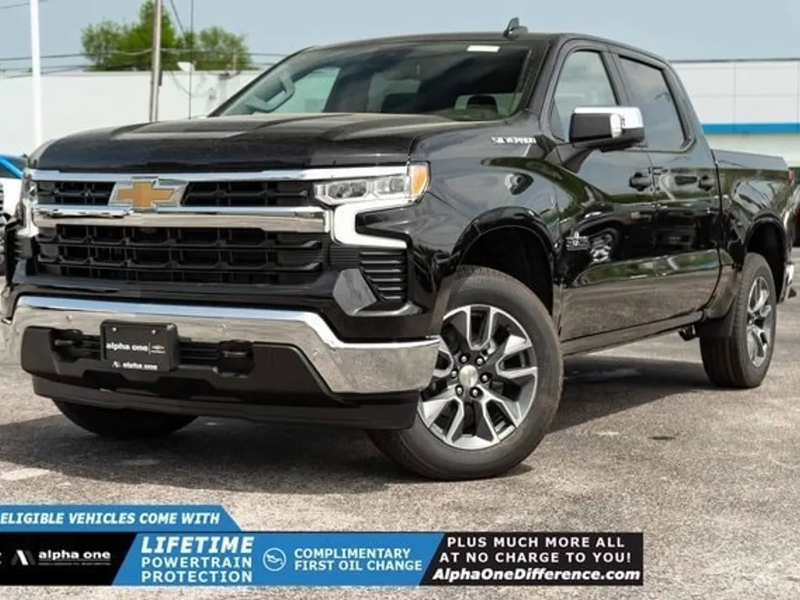 2025 Chevrolet Silverado 1500 LT photo 1
