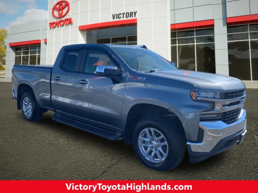2019 Chevrolet Silverado 1500 LT photo 1