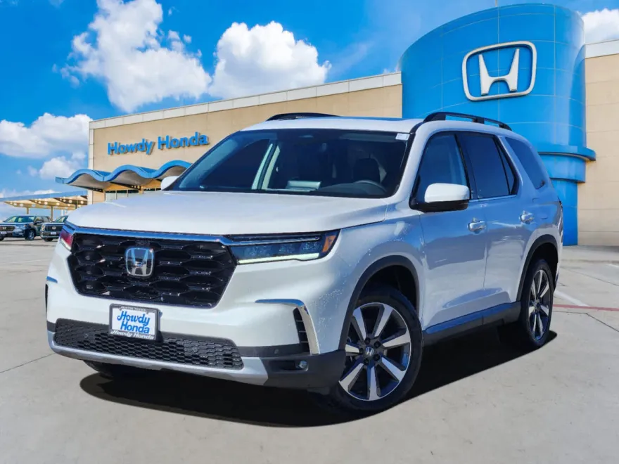 2025 Honda Pilot Touring photo 1