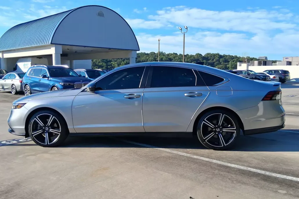 2023 Honda Accord Hybrid Sport photo 1