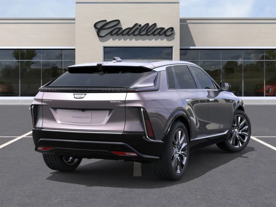 2025 Cadillac Lyriq Luxury photo 1