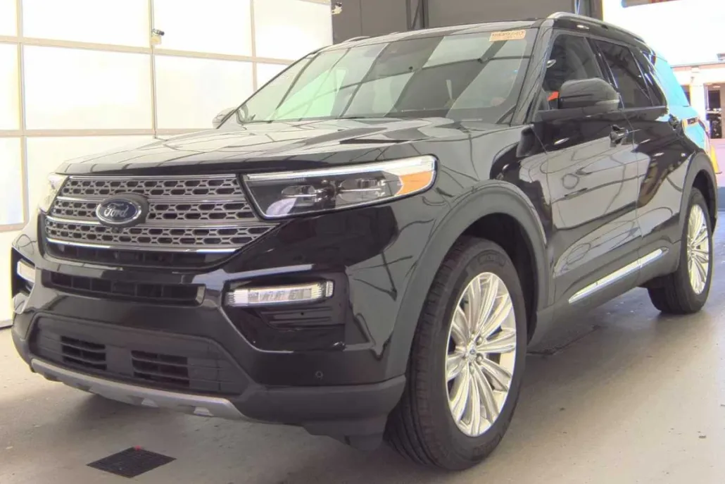 2022 Ford Explorer Limited photo 1