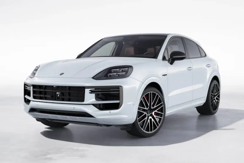 2026 Porsche Cayenne Turbo E-Hybrid Coupe photo 1