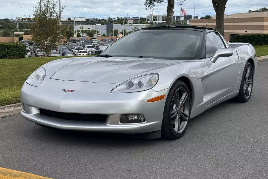 2009 Chevrolet Corvette 1LT photo 1