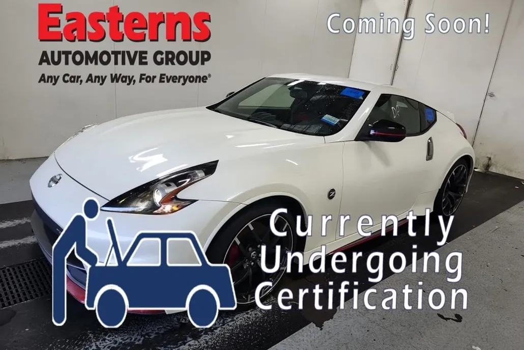 2020 Nissan 370Z Nismo photo 1