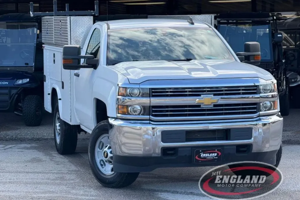 2018 Chevrolet Silverado 2500HD Work Truck photo 1