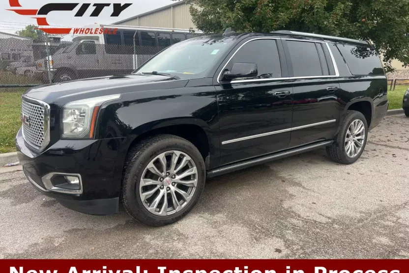 2015 Gmc Yukon XL Denali photo 1