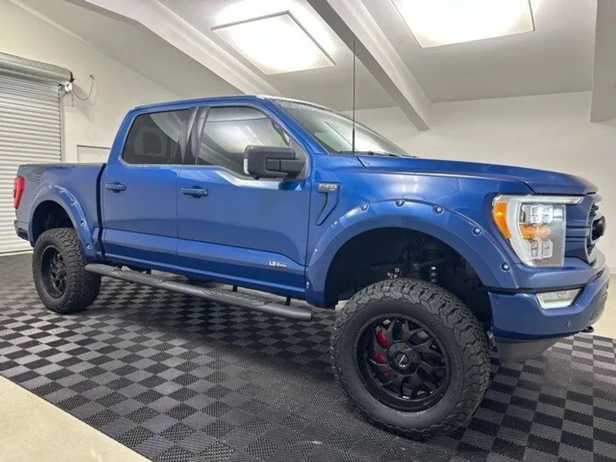 2023 Ford F-150 XLT photo 1