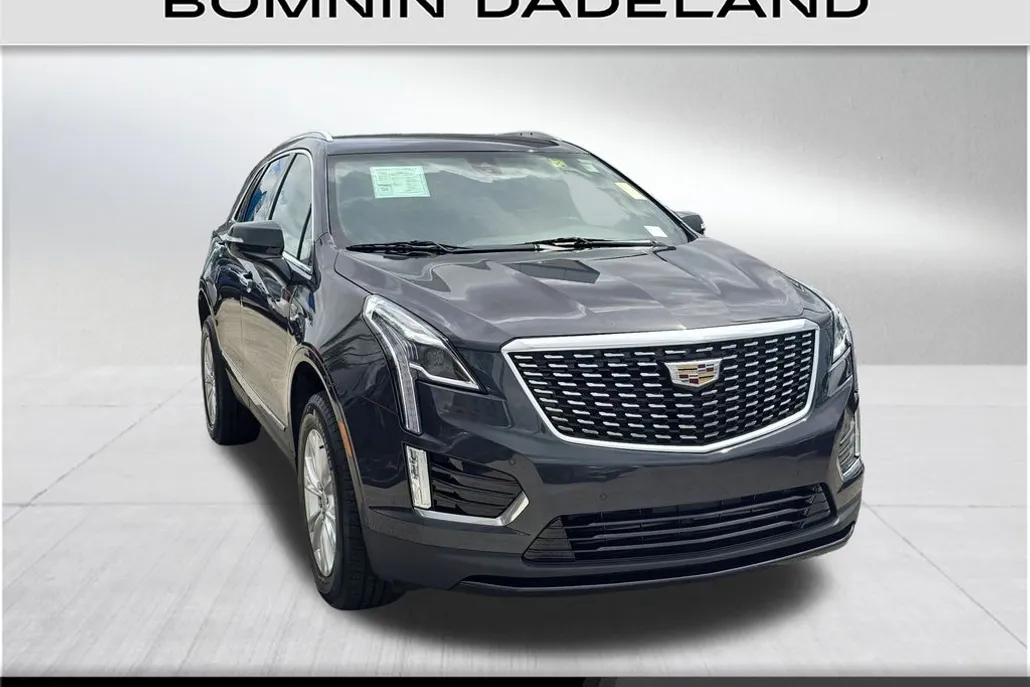 2022 Cadillac XT5 Luxury photo 1
