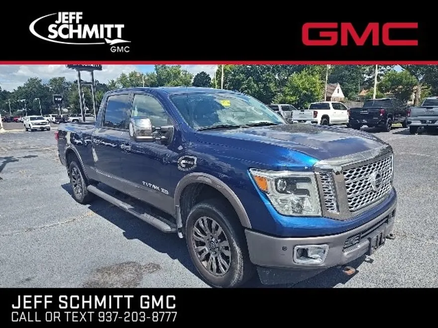 2016 Nissan Titan Platinum Reserve photo 1