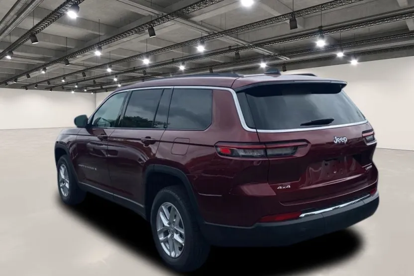 2025 Jeep Grand Cherokee Laredo X photo 1