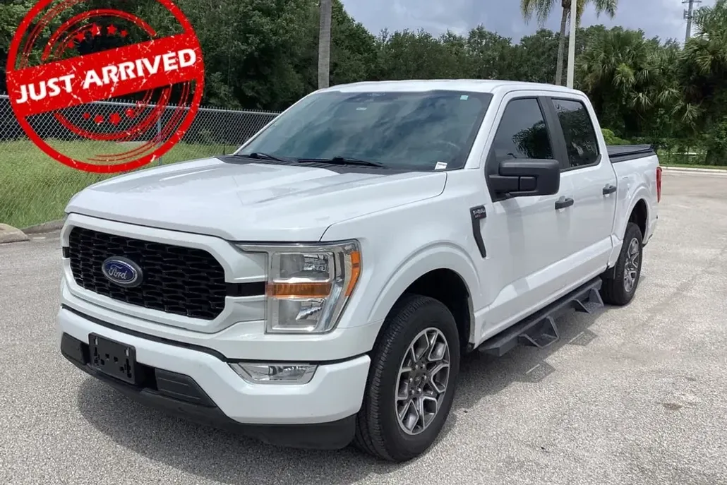 2021 Ford F-150 XL photo 1