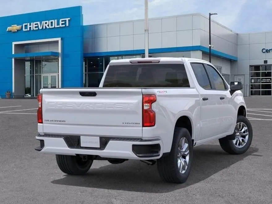2026 Chevrolet Silverado 1500 Custom photo 1