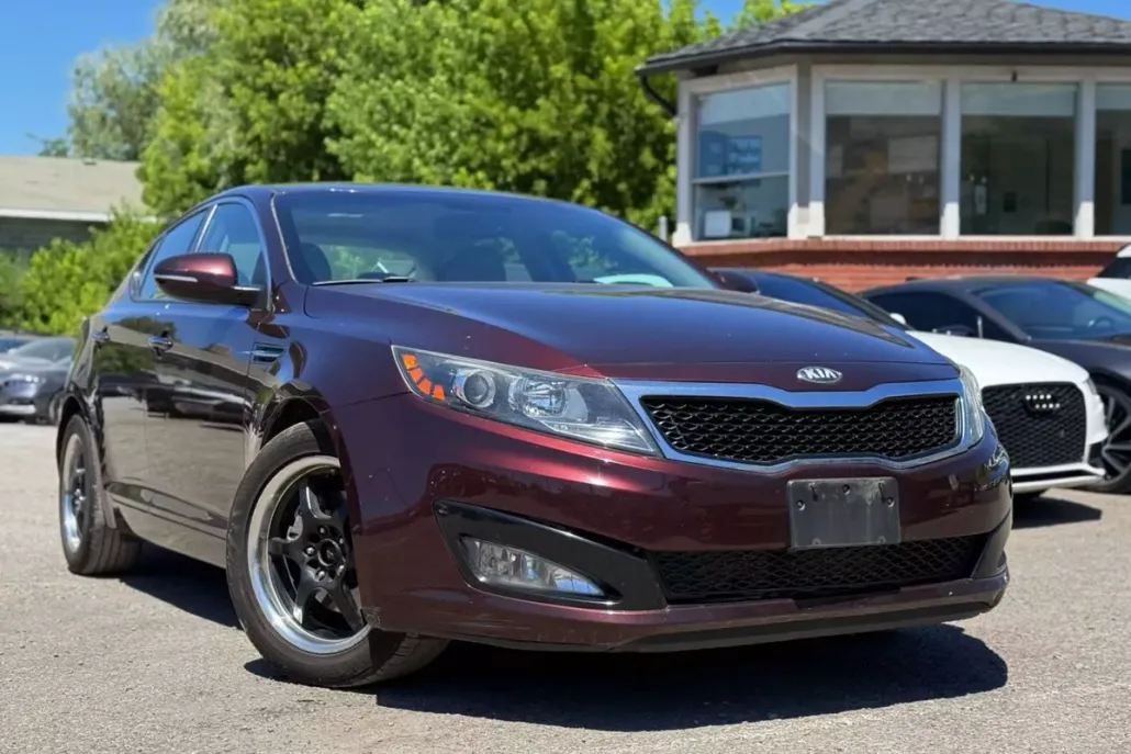 2013 Kia Optima EX photo 1