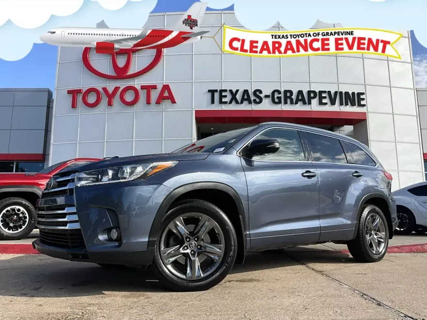 2017 Toyota Highlander Limited Platinum photo 1