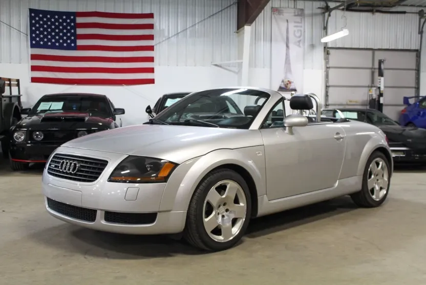 2001 Audi TT Quattro photo 1