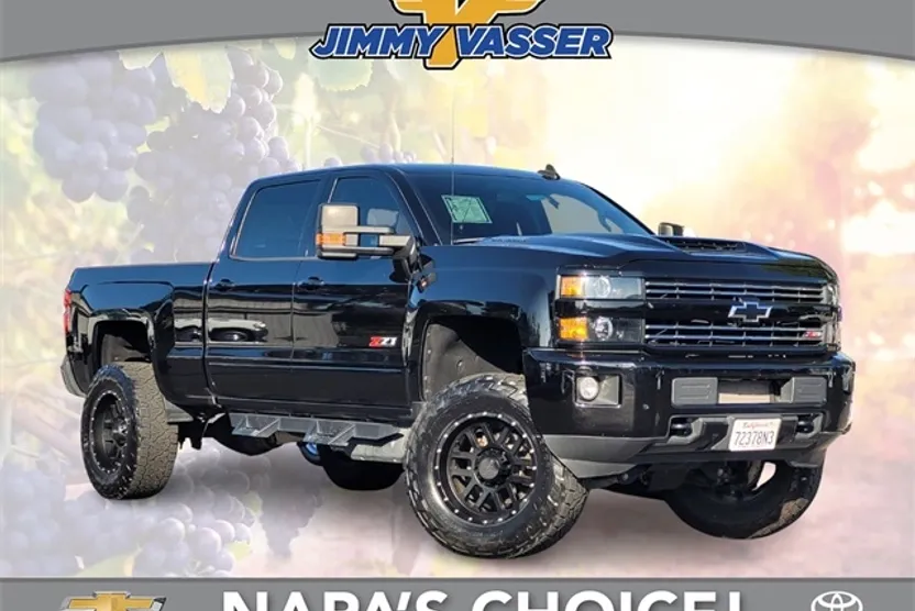 2018 Chevrolet Silverado 2500HD LTZ photo 1