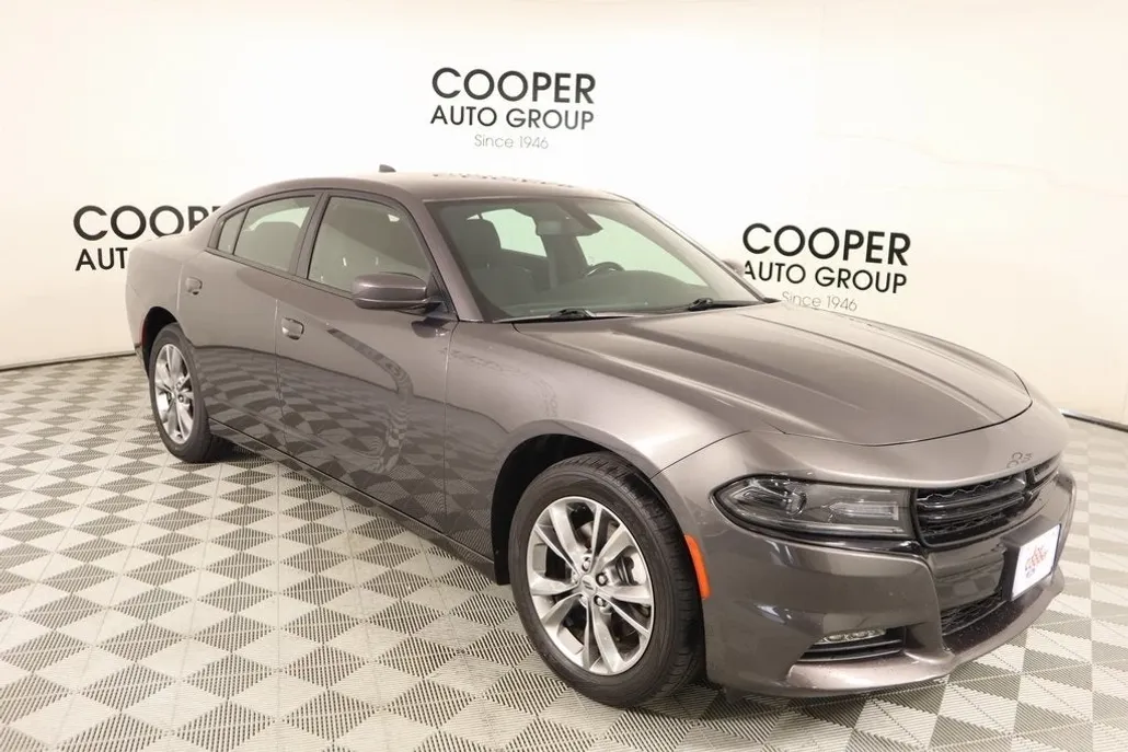2021 Dodge Charger SXT photo 1