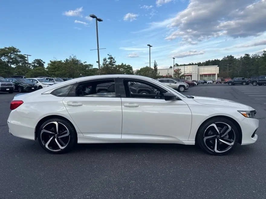 2022 Honda Accord Sport photo 1