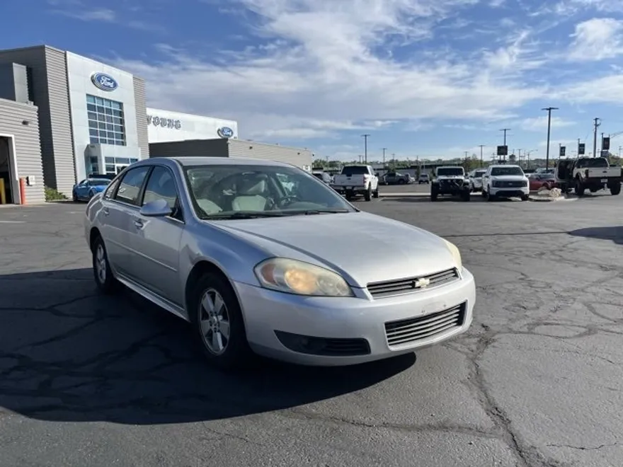 2011 Chevrolet Impala photo 1