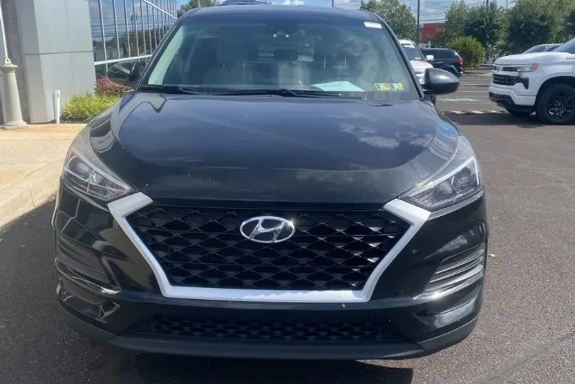 2019 Hyundai Tucson SE photo 1