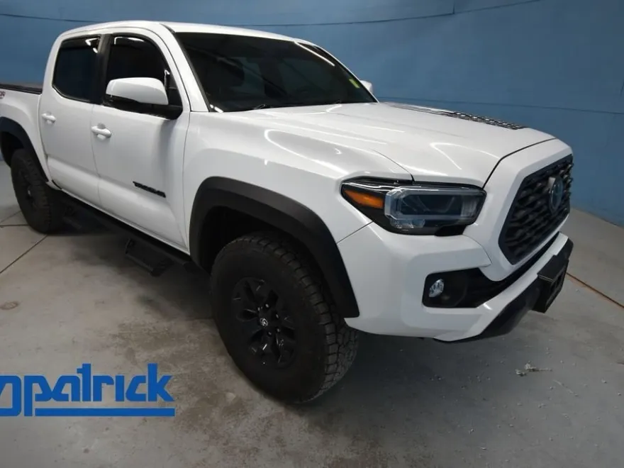 2023 Toyota Tacoma TRD Off-Road Double Cab photo 1