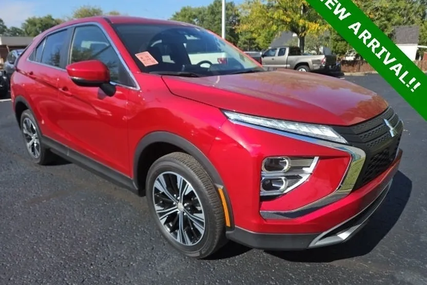 2022 Mitsubishi Eclipse Cross SE photo 1