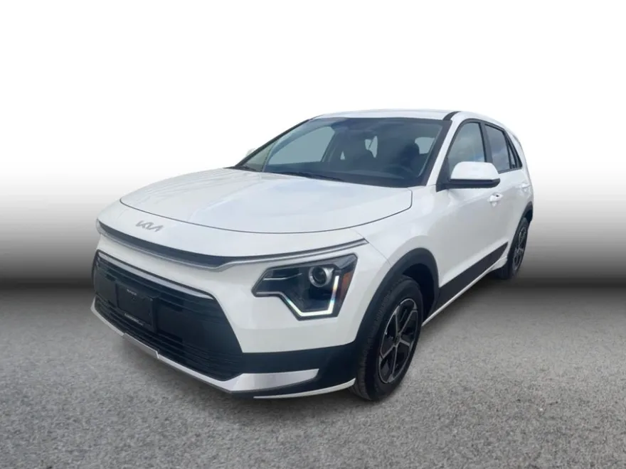 2025 Kia Niro LX photo 1