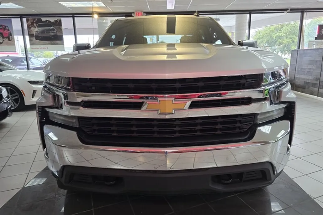2022 Chevrolet Silverado 1500 photo 1