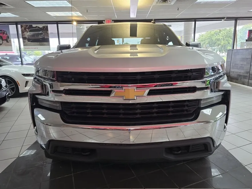 2022 Chevrolet Silverado 1500 photo 1