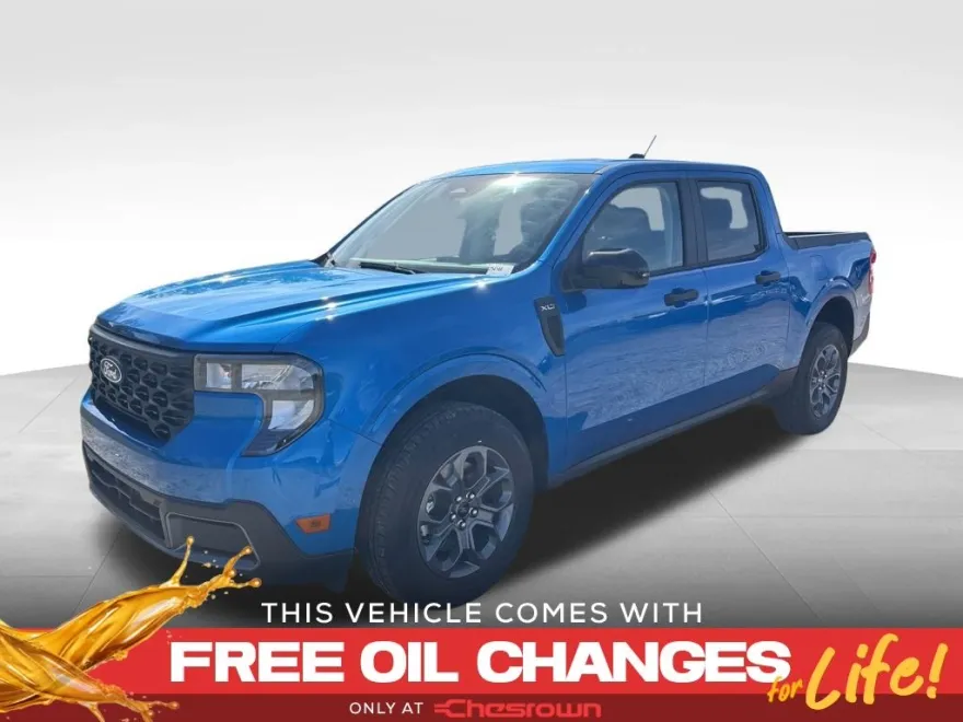2025 Ford Maverick XLT photo 1